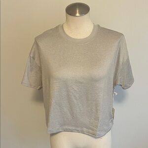 Vuori Light Gray Women's Crop Top